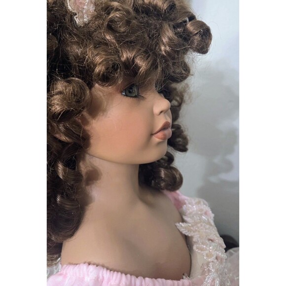 Vintage William Tung Collection 1999 Ballerina Doll Porcelain Limbs #32/750 RARE - Picture 9 of 16